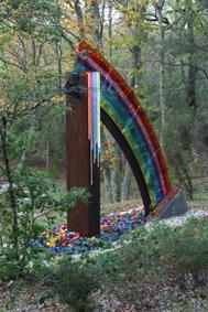 Federica Marangoni, Rainbow Crash, 2003, vetro, tubi al neon, ferro, cemento, cm 390x450