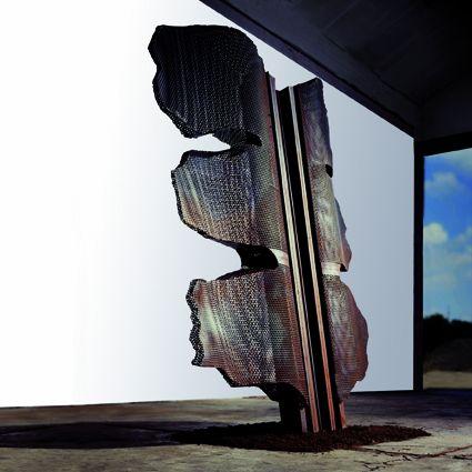 Maria Cristina Carlini, Vittoria di Samotracia, 2008, acciaio corten, resine, cm 130x90