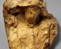 Medardo Rosso, Femme à la voilette, 1895, cera su gesso, cm 72x65x22,5